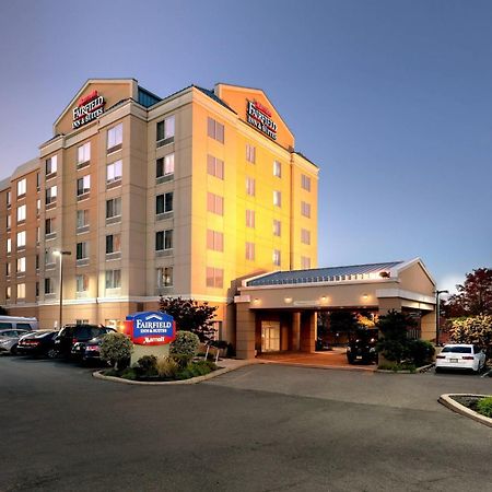 Fairfield Inn & Suites Woodbridge Avenel Buitenkant foto