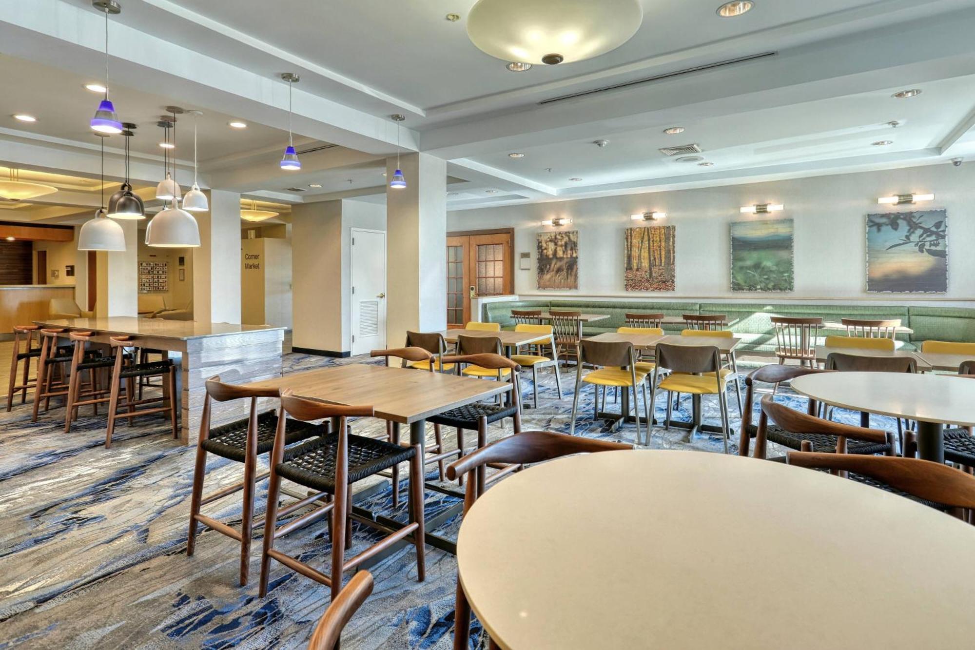 Fairfield Inn & Suites Woodbridge Avenel Buitenkant foto
