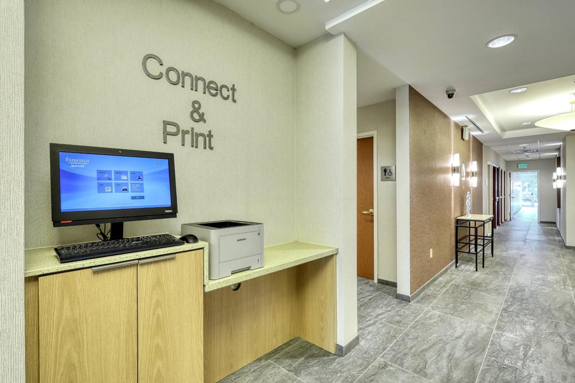 Fairfield Inn & Suites Woodbridge Avenel Buitenkant foto