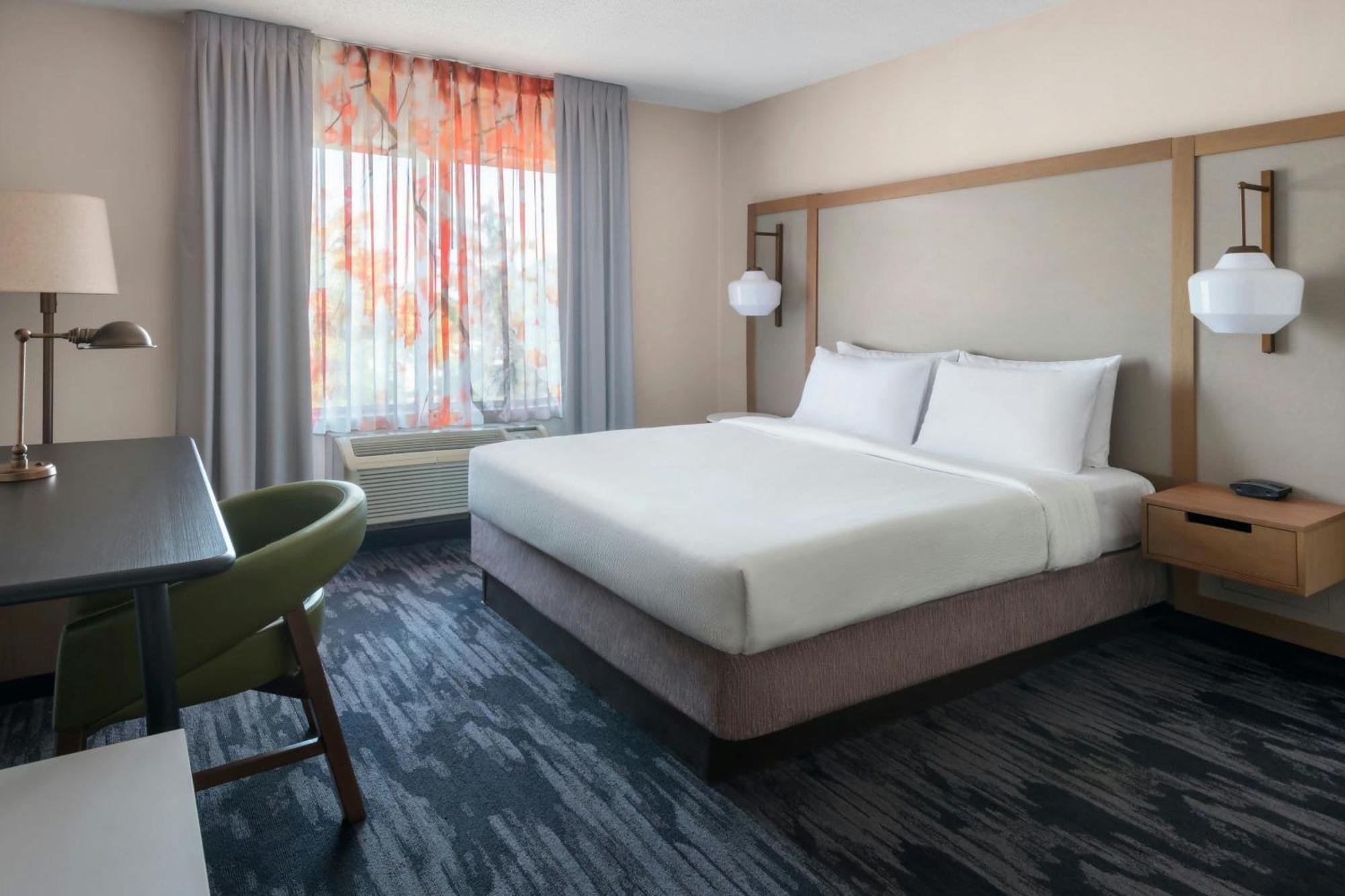 Fairfield Inn & Suites Woodbridge Avenel Buitenkant foto
