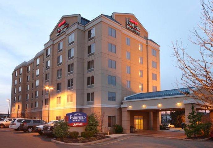 Fairfield Inn & Suites Woodbridge Avenel Buitenkant foto